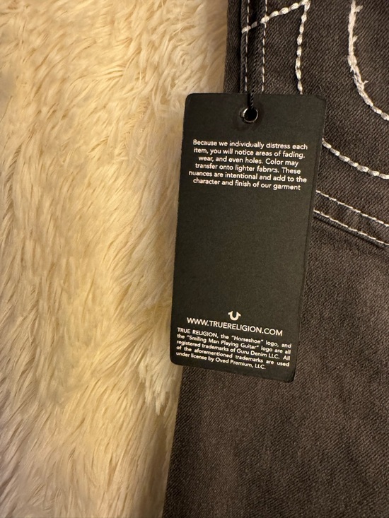 🔥 True Religion Girls 2-Piece Set – Tee + Jeans NWT Multiple Sizes Available 🔥 - Picture 4 of 8